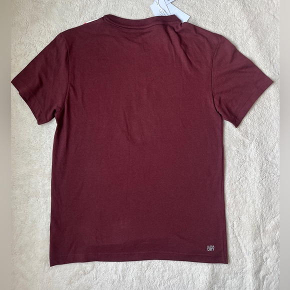 NWT Lacoste Sport Graphic Burgundy Tee with Iconic Green Logo Men Size Medium - Picture 2 of 11